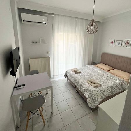 Nikoletta'S Studio 科莫蒂尼 外观 照片